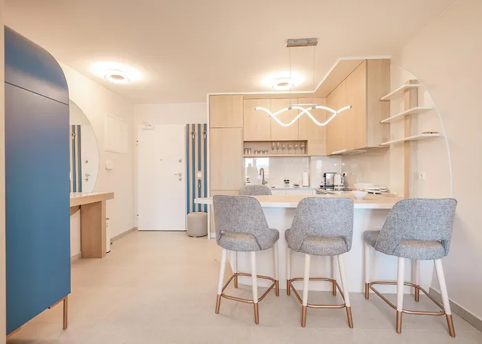 The Boat * 扎达尔